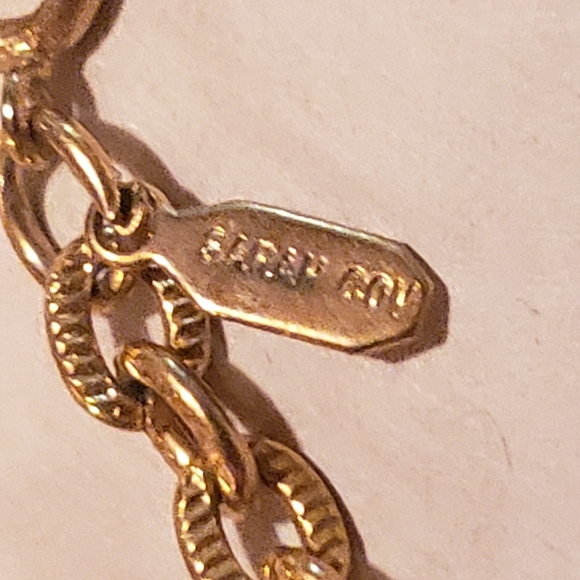 Vintage Sarah Coventry Goldtone Chain with Butterfly Charms 30 Inches Long - Picture 5 of 6